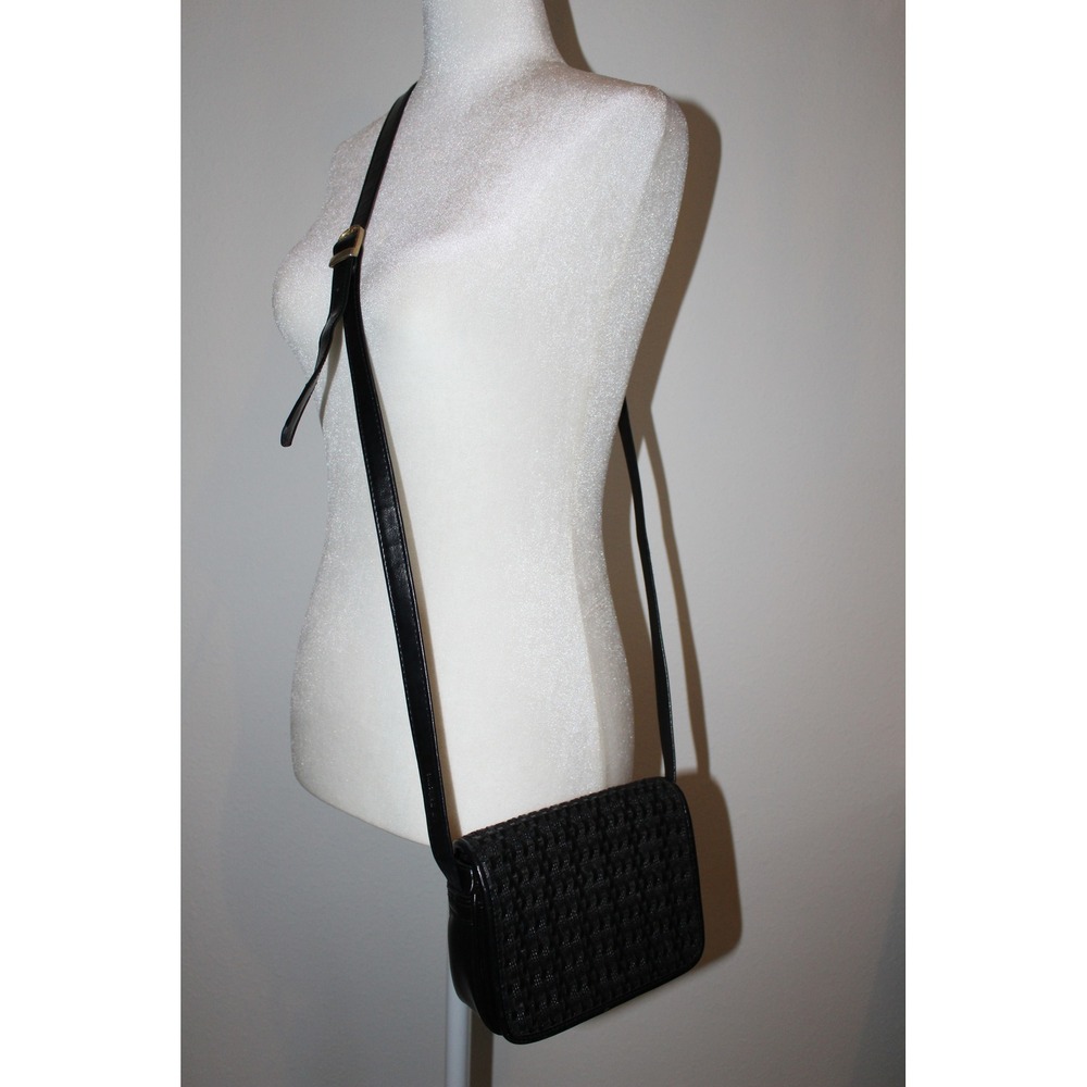 VTG‎ Liz Claiborne Black Woven Leather Crossbody Bag Organizer Purse